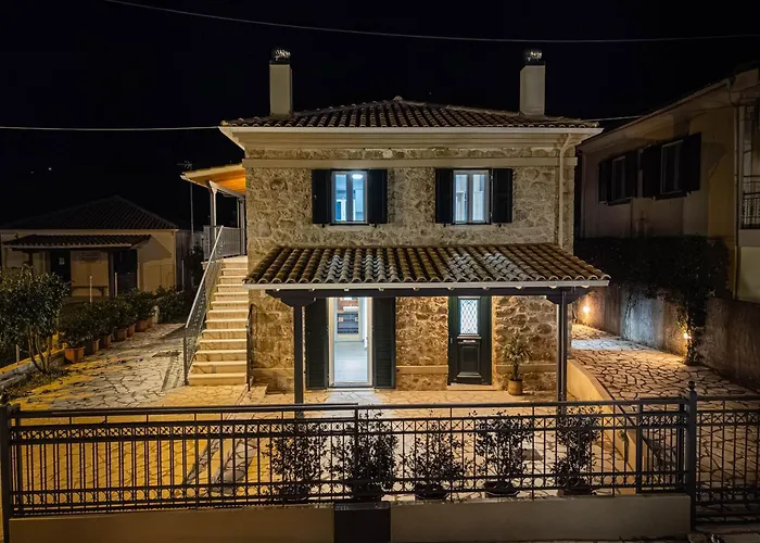 Διαμέρισμα Nafsika Stone *